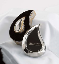 Picture of product Teardrop Ultra Keepsake Urn Set - 840-U